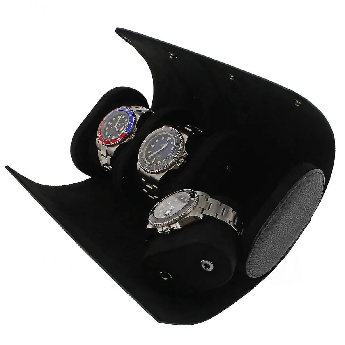 Innovative Design Features in Aevitas Leather Watch Travel Rolls